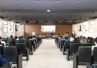 UFV homenageia aposentados, recebe novos servidores e reinaugura auditório reformado