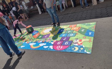 Viçosa encerra campanha Maio Amarelo com passeio ciclístico e estreia experimental de 'Transitolândia'