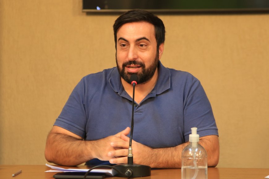 Prefeito Ângelo Chequer viaja ao exterior para buscar investimentos; vice assume comando de Viçosa