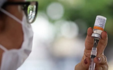 Anvisa determina atualização de vacinas contra a Covid-19
