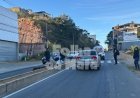 Motoqueiro faz ultrapassagem ilegal e atropela estudante na faixa de pedestre em Viçosa