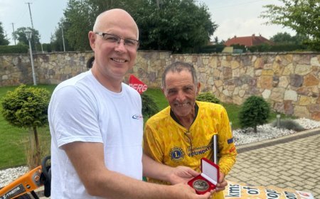 Zé do Pedal é homenageado por universidade na Polônia