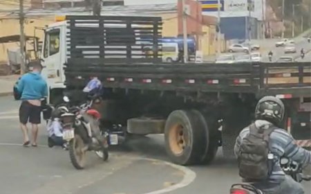 Acidente entre moto e caminhão  deixa mulher ferida em Viçosa