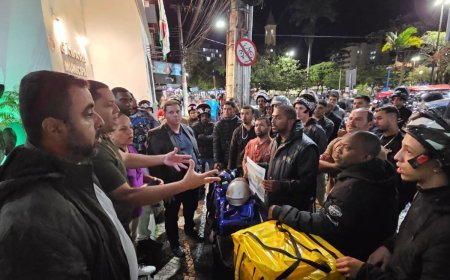 Motoboys protestam na Câmara  de Viçosa contra PL que altera regras da categoria no município