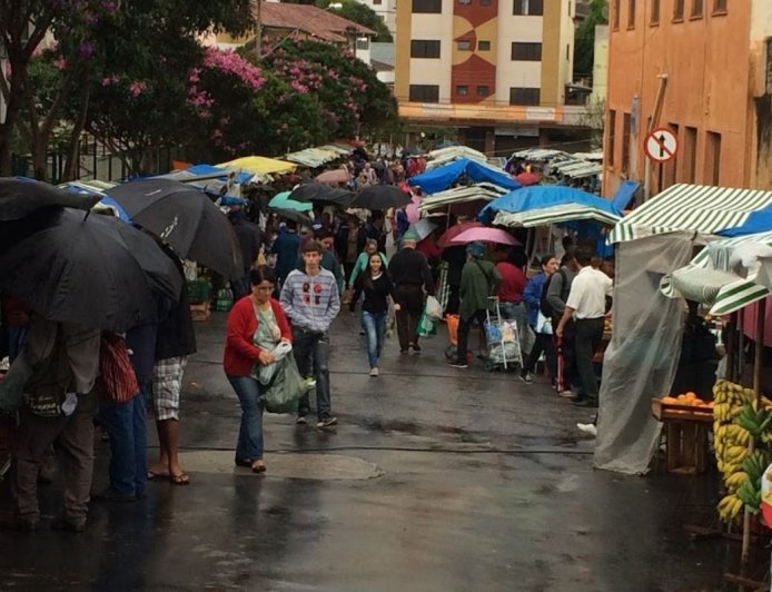Setembro começa com previsão de vendavais e chuva em Viçosa e região