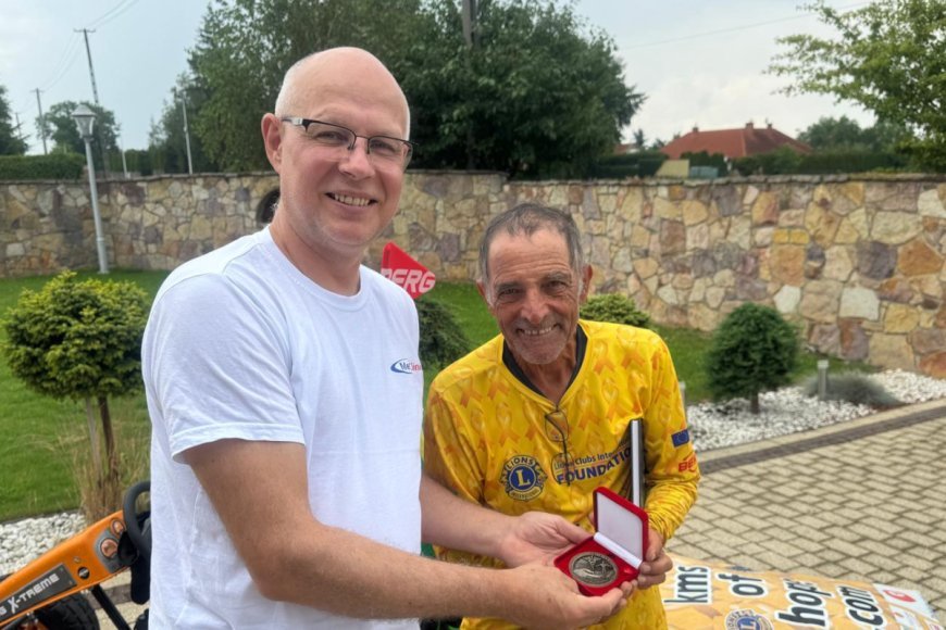 Zé do Pedal é homenageado por universidade na Polônia