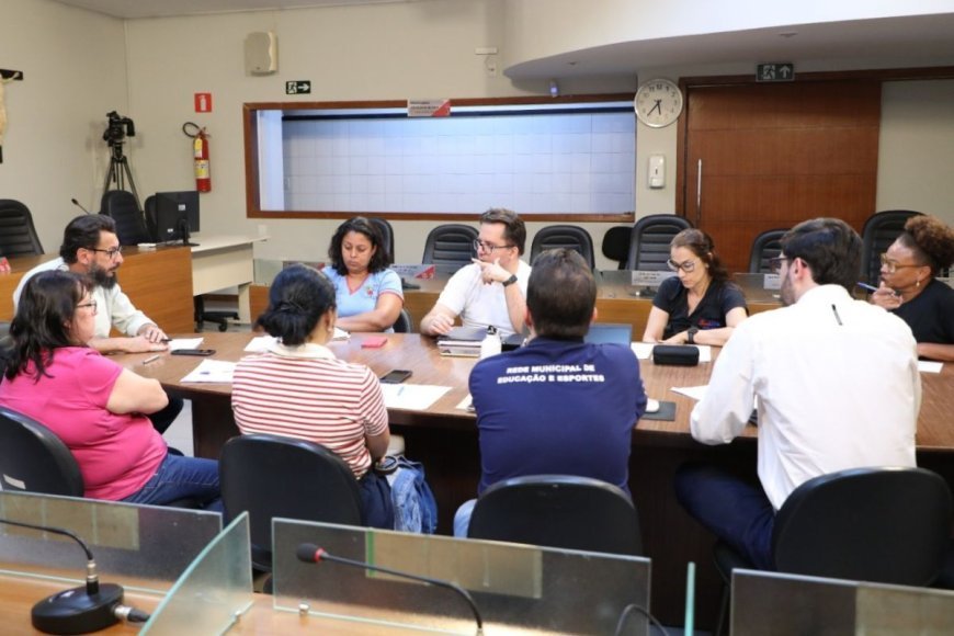 Avançam os estudos sobre enquadramento de carreira no Magistério Municipal