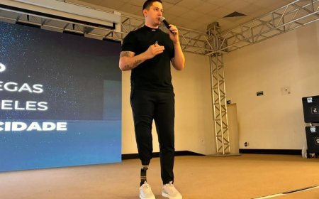 Jakson Follmann apresenta palestra sobre superação durante evento em Viçosa