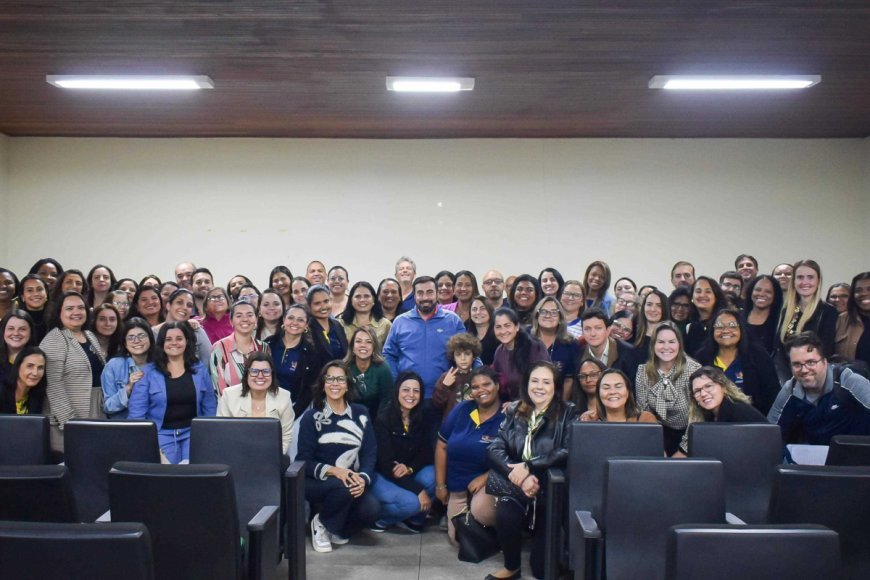 Prefeitura apresenta Programa Viçosa Aprende para profissionais da educação