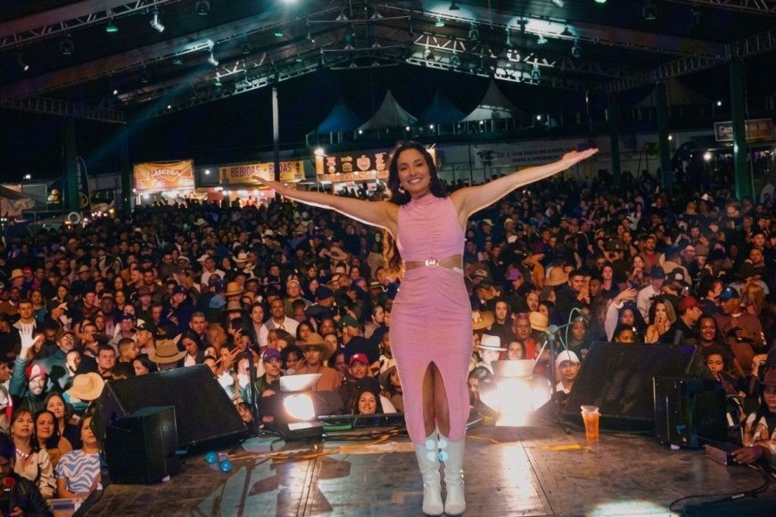 Paula Cândido confirma programação de shows para este domingo
