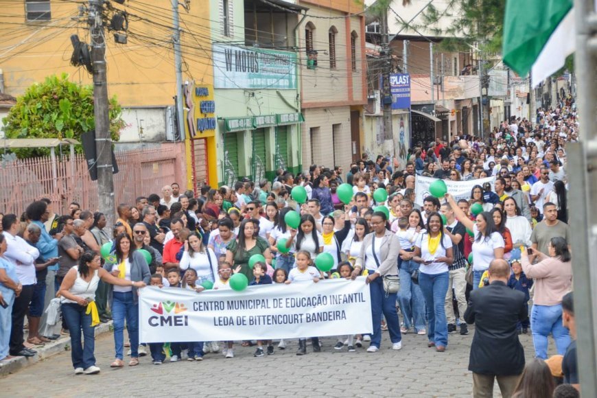 Motociata e desfile marcam início do Aniversário de 155 anos de Viçosa nesta quarta-feira