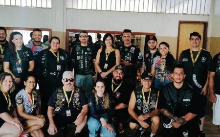 Viçosa Moto Fest reúne 4 mil pessoas e arrecada 375 litros em programação com cinco shows