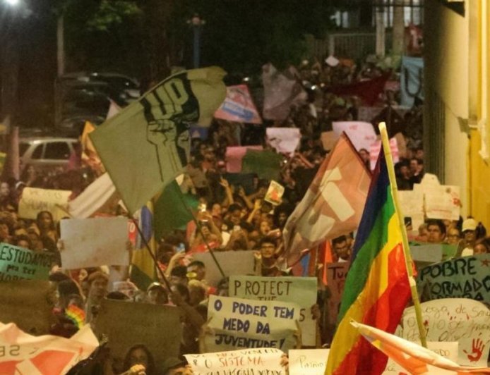 DCE-UFV convoca estudantes para ato cultural na próxima quarta-feira, 21