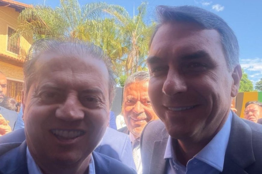 Após reeleição, deputado Rodrigo de Castro declara apoio a Flávio Bolsonaro