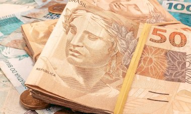 Receita paga hoje terceiro lote de restituição do Imposto de Renda