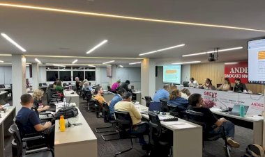 Fim da greve dos docentes federais: maioria dos sindicatos locais votam pela assinatura de acordo