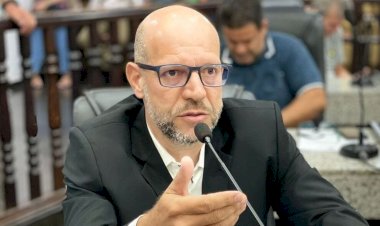 Valdinei Lacerda registra candidatura para o cargo de prefeito em Muriaé