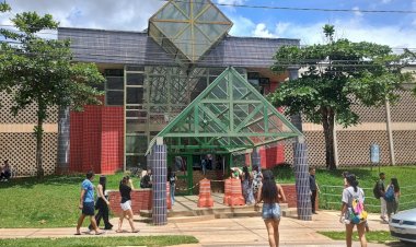 Abstenção no 1º dia do ENEM cai em 26,6%, segundo MEC