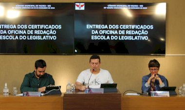 Certificados da Oficina de Redação são entregues na Câmara