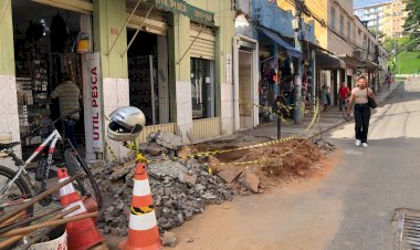 Rua Benjamim Araújo continua interditada nesta terça-feira
