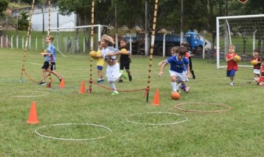 UFV Soccer Academy oferece bolsas gratuitas para crianças de Viçosa e região