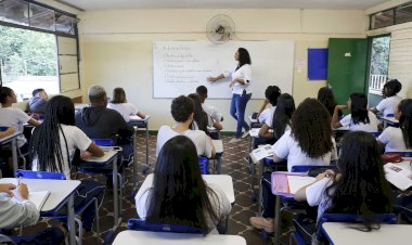 Governo de Minas abre cursos de pós-graduação gratuitos para professores