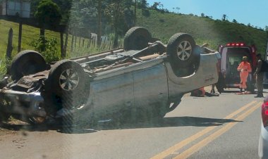 Acidente na Colônia deixa dois feridos em Viçosa