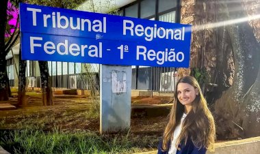 Ex-estudante da UFV se torna a juíza federal mais jovem do Brasil