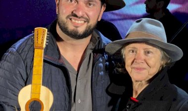 Viçosense conquista prêmio de Melhor Violeiro em competição nacional