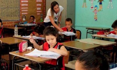 Governo de MG publica novos Atos de Valorização da Educação Básica