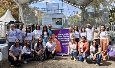 Praça Silviano Brandão foi palco de evento da campanha Agosto Lilás