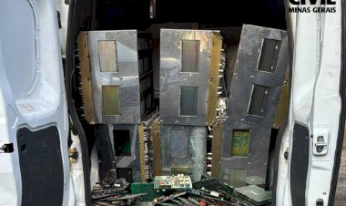 Suspeitos de furto de equipamentos de telefonia são presos na região de Ubá