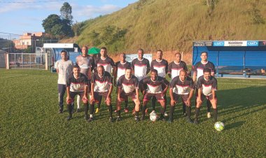 Jogos pelo Quarentão de Teixeiras definem lideranças