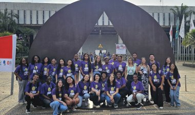 Estudantes de Viçosa participam da etapa estadual do Parlamento Jovem em Belo Horizonte