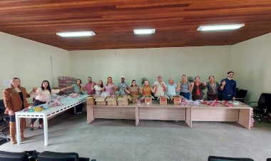 PMV distribui kits de guloseimas em festas das crianças na cidade