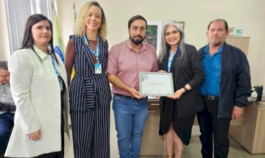 Prefeitura de Viçosa recebe certificado de reconhecimento da Caixa Econômica Federal