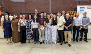 Estudantes do Coluni são premiados em concurso promovido pela UFV e Receita Federal