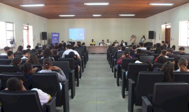 Fórum de Gestão de Resíduos da EMMEL reúne alunos e autoridades na Prefeitura de Viçosa