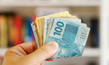 Salário mínimo sobe para R$ 1.621 a partir de janeiro de 2026