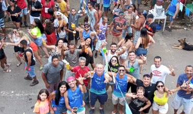 Carnaval de Blocos 2026 movimenta bairros e distritos de Viçosa; confira a programação