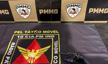 Polícia prende dupla por porte ilegal de arma em Viçosa