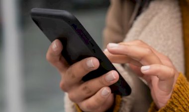 UFV abre edital para empréstimo de smartphones a estudantes em vulnerabilidade