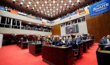 Governador de MG sanciona reajuste salarial para servidores de Minas