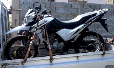 Polícia Civil recupera moto furtada em Visconde do Rio Branco