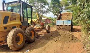 Prefeitura realiza obras de estradas rurais em distritos de Viçosa