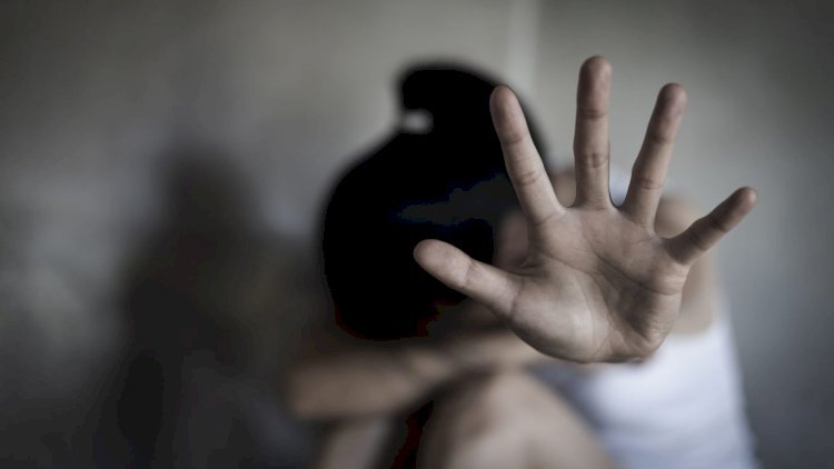 Nova lei de MG incentiva o acesso de mulheres vítimas de violência em universidades estaduais