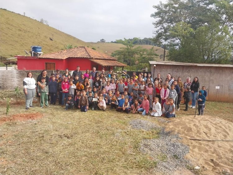 Semana do Meio Ambiente foi celebrada com distribuição e plantio de mudas em Canaã