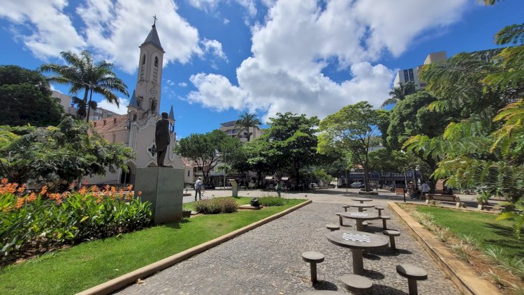 Viçosa terá nove feriados em dias úteis em 2025