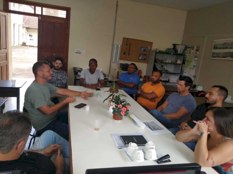 Descarte de lixo na Santa Rita é pauta em reunião entre SAAE e comerciantes