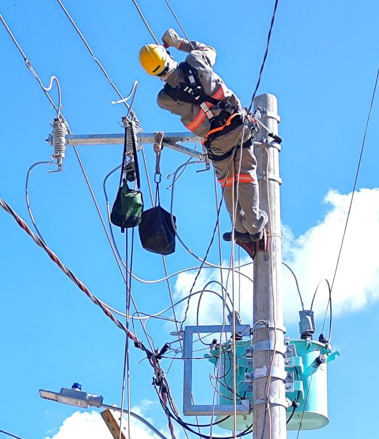 Comunidade do Buieié recebe melhorias na rede elétrica e iluminação pública